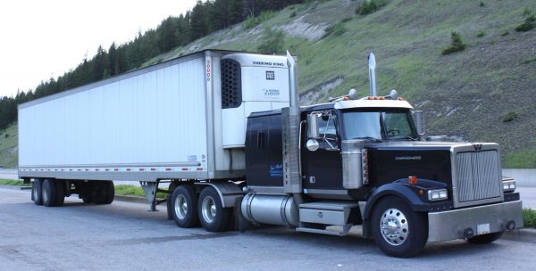 truck-and-trailer-no-aero-600x304