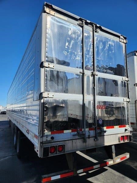 2017 UTILITY REEFER - image 3 of 6