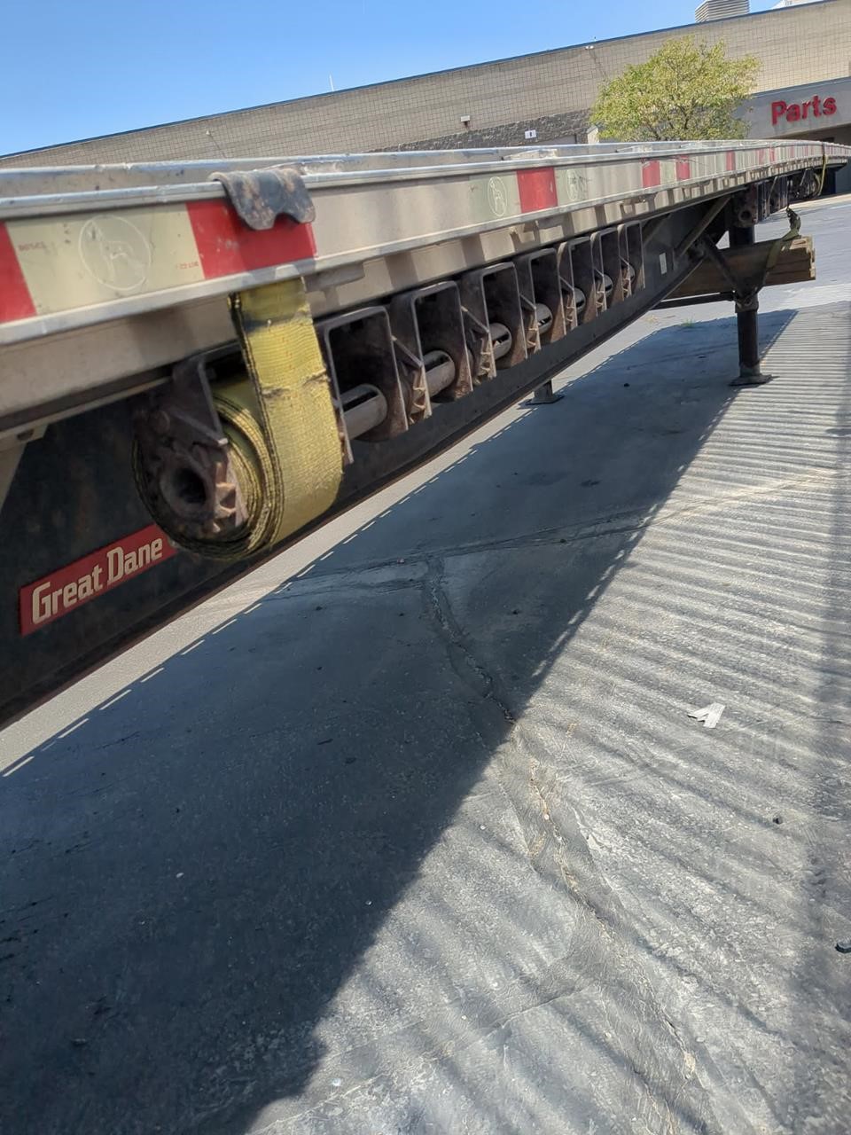 2016 GREAT DANE FLATBED - image 5 of 5