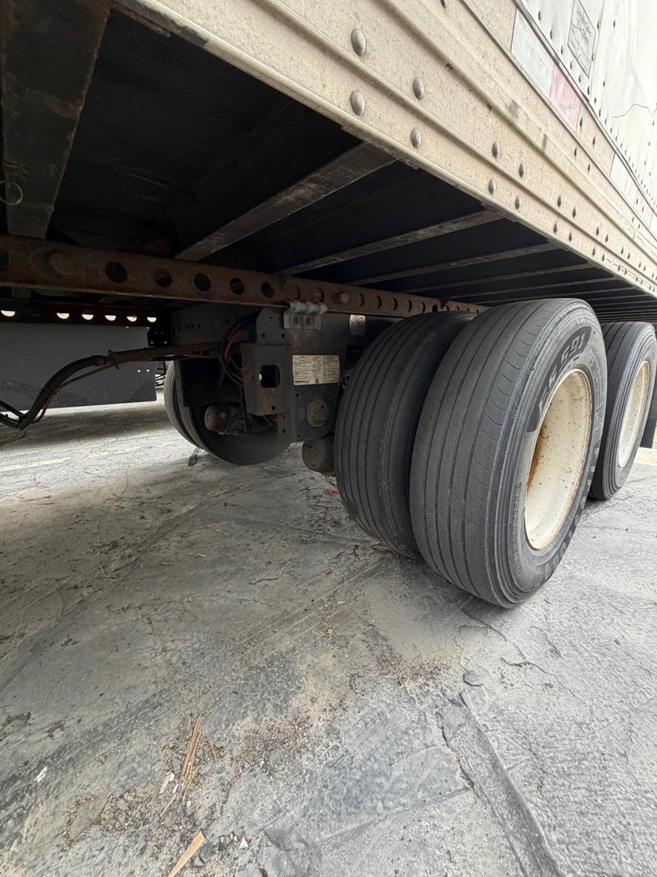 2016 HYUNDAI DRY VAN 2016 HYUNDAI DRY VAN - image 3 of 5