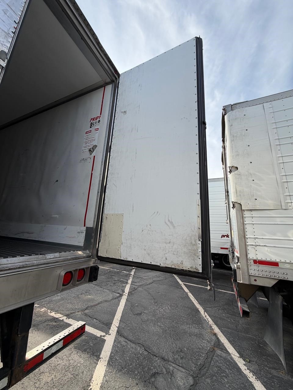 2018 UTILITY REEFER 2018 UTILITY REEFER - image 2 of 6