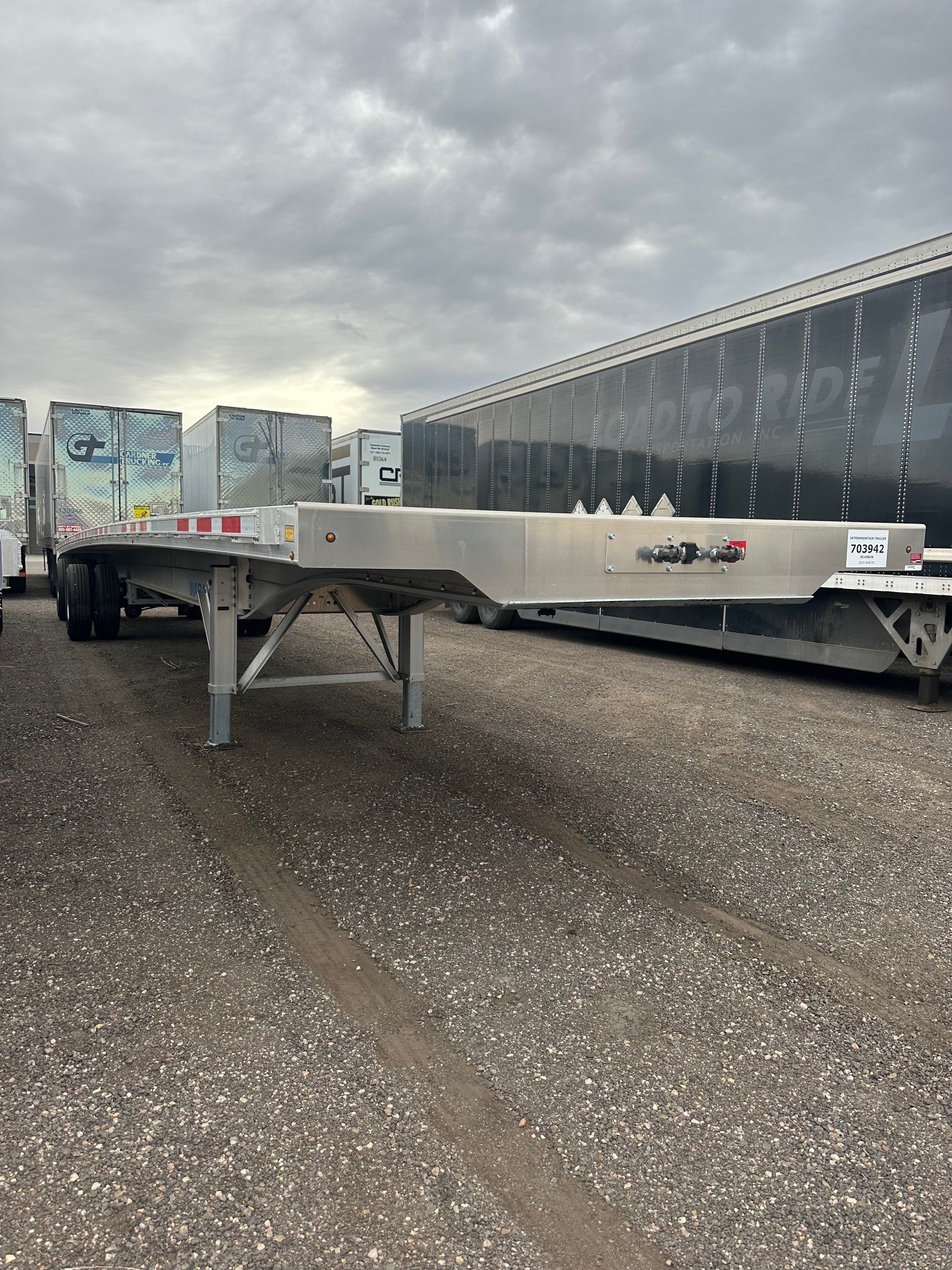 2024 FLATBED WABASH 2024 FLATBED WABASH - image 2 of 5