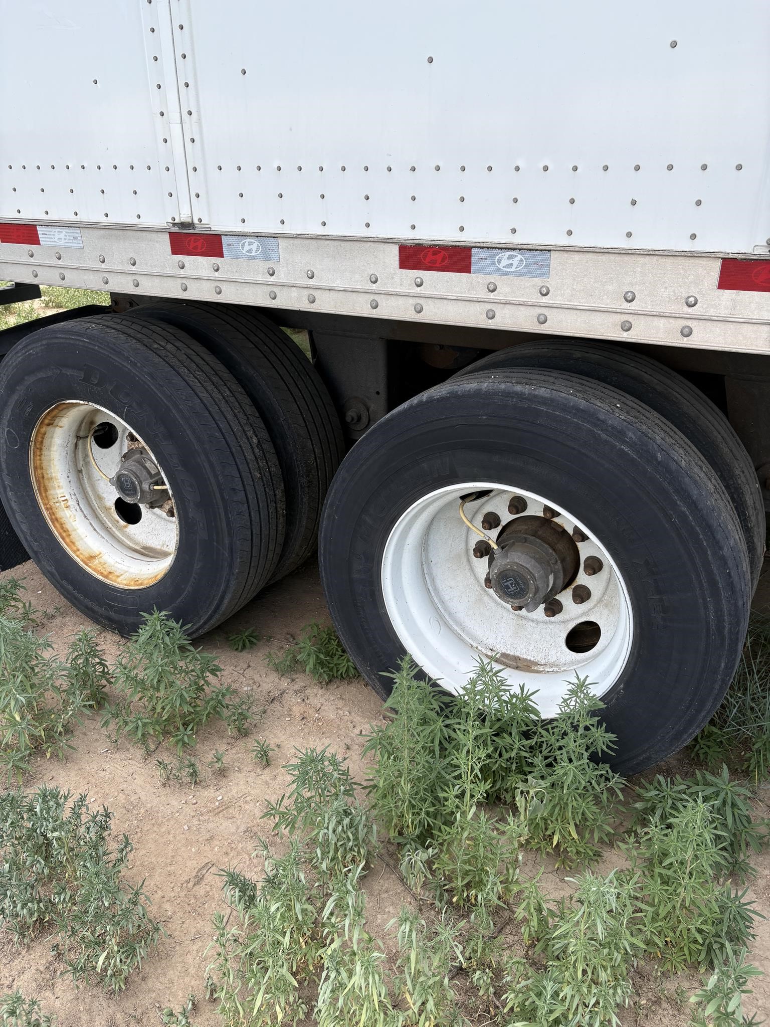 2019 DRY VAN HYUNDAI 2019 DRY VAN HYUNDAI - image 2 of 6