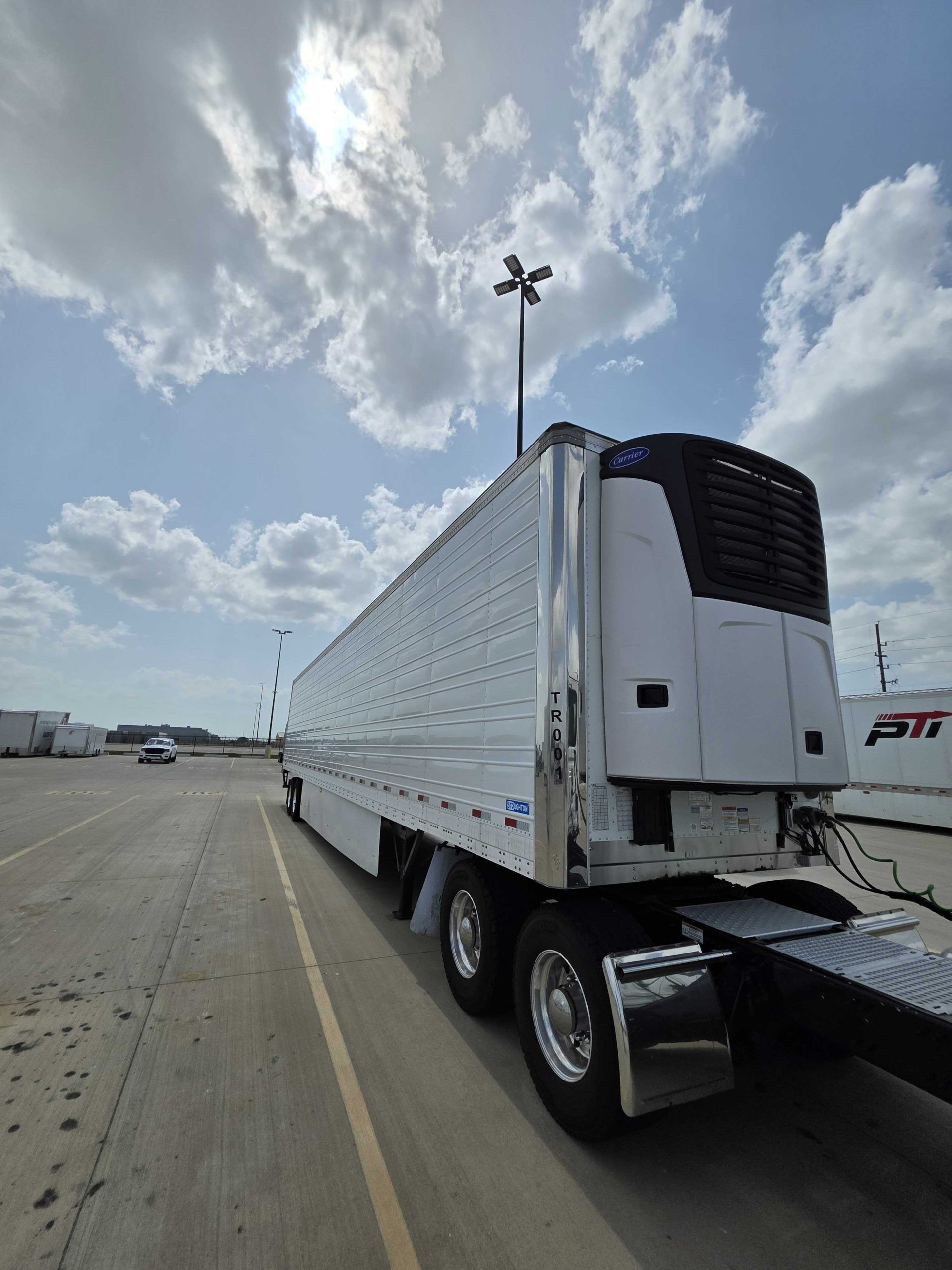 2026 REEFER STOUGHTON 2026 REEFER STOUGHTON - image 1 of 6